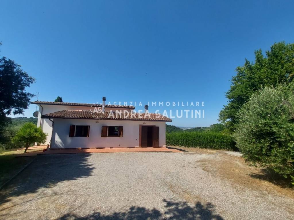casa indipendente in vendita a Pontedera in zona Montecastello