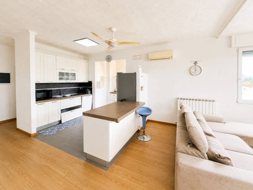 appartamento in vendita a Pontedera in zona La Bianca