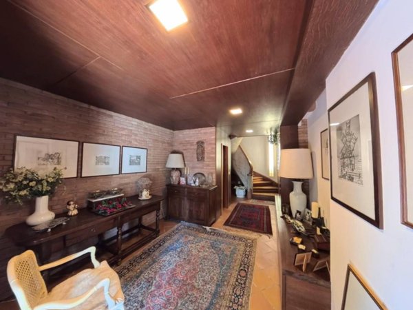 casa indipendente in vendita a Pontedera