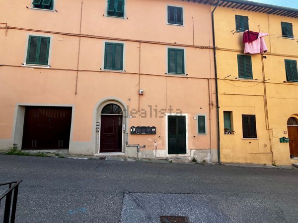 appartamento in vendita a Pontedera in zona La Rotta