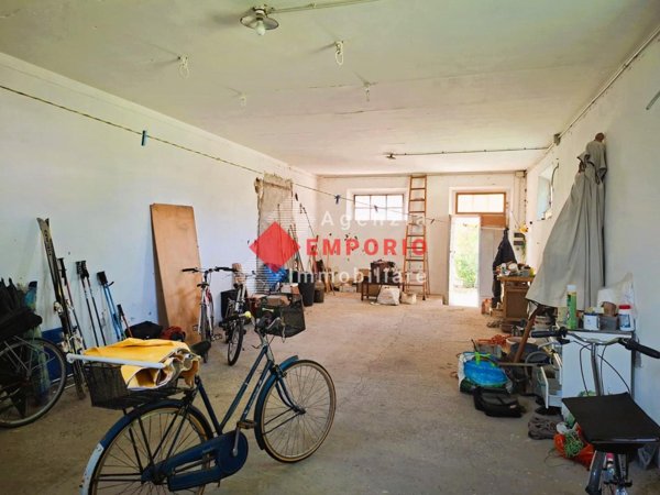 casa indipendente in vendita a Pontedera
