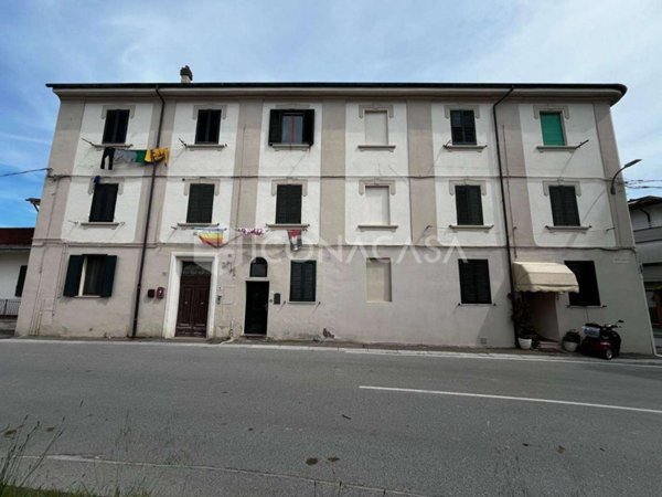 appartamento in vendita a Pontedera in zona La Rotta