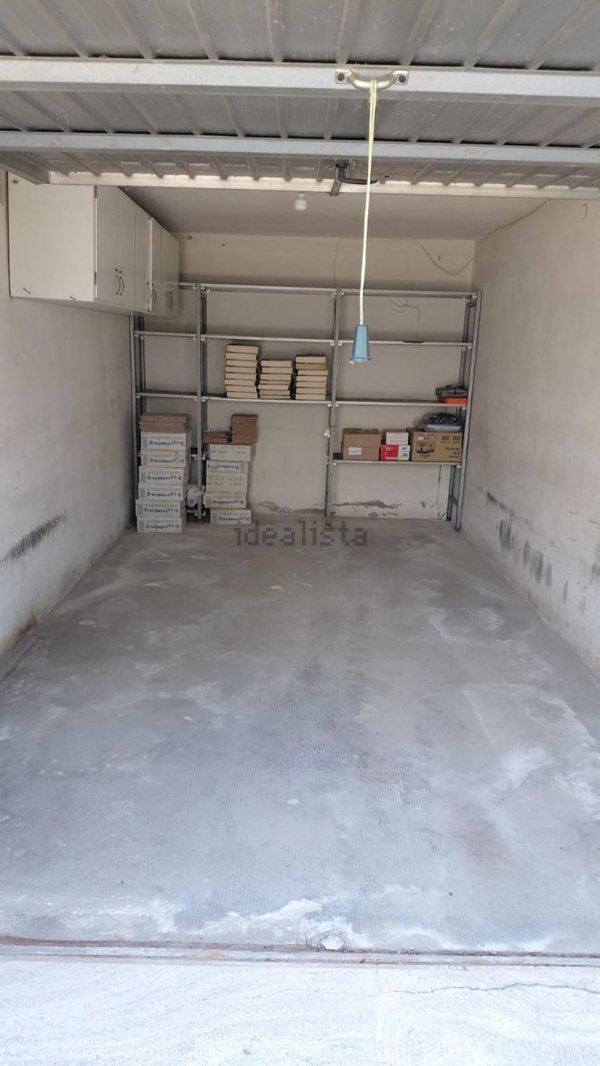 locale di sgombero in vendita a Pontedera