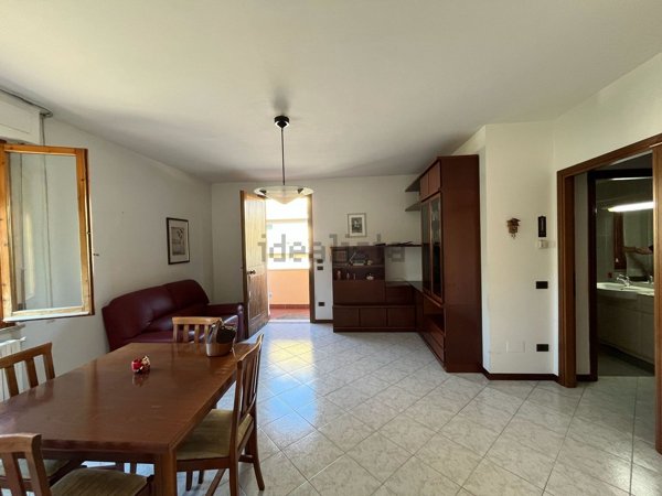 appartamento in vendita a Pontedera in zona Le Cantine