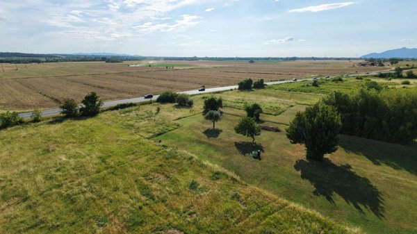 terreno in vendita a Pontedera in zona I Fabbri