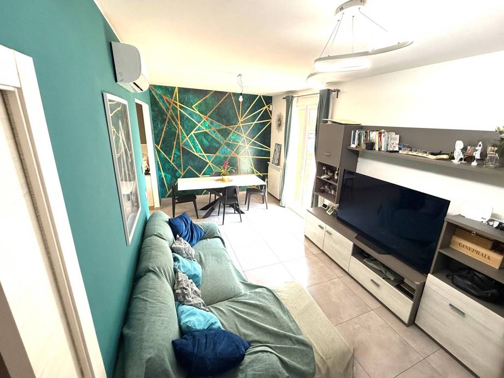 casa indipendente in vendita a Pontedera in zona Pardossi
