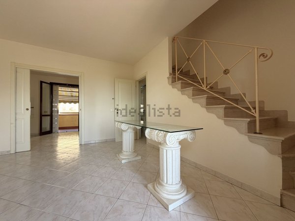 casa indipendente in vendita a Pontedera