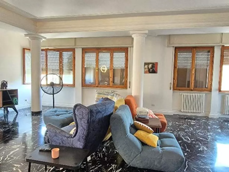 casa indipendente in vendita a Pontedera