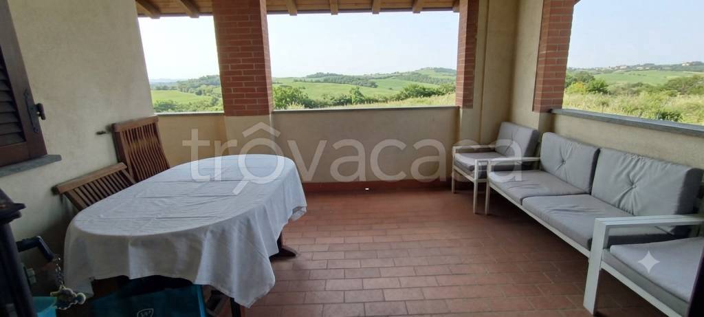 appartamento in vendita a Pontedera in zona Pietroconti