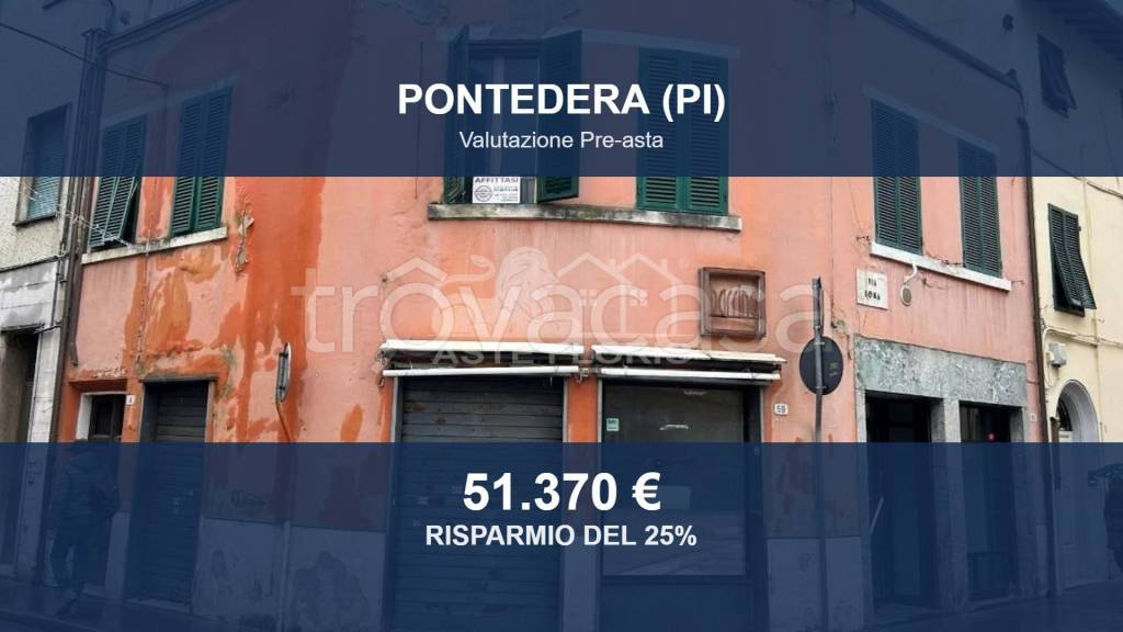 negozio in vendita a Pontedera