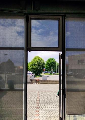 negozio in vendita a Pontedera
