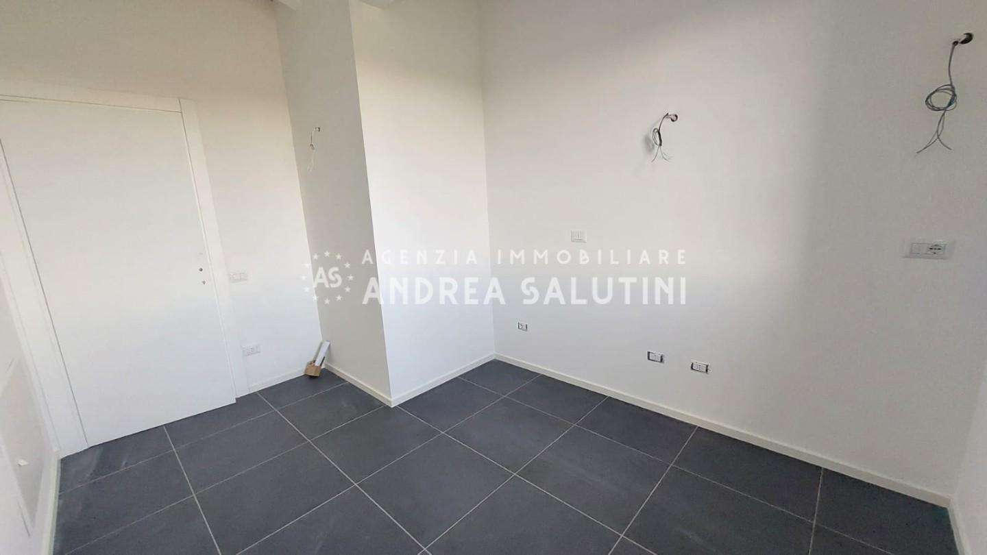 intera palazzina in vendita a Pontedera in zona La Bianca