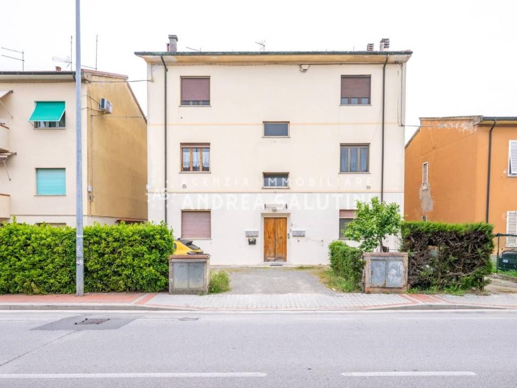 appartamento in vendita a Pontedera in zona Il Romito