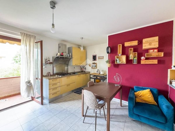appartamento in vendita a Pontedera in zona I Fabbri