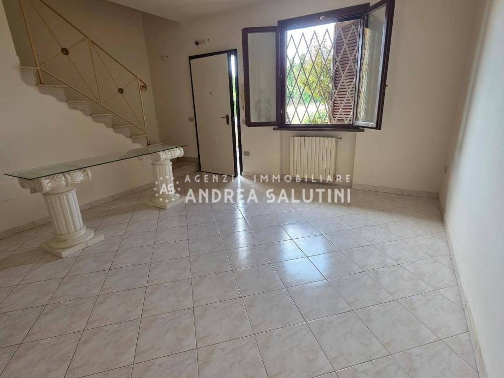 casa indipendente in vendita a Pontedera in zona La Borra