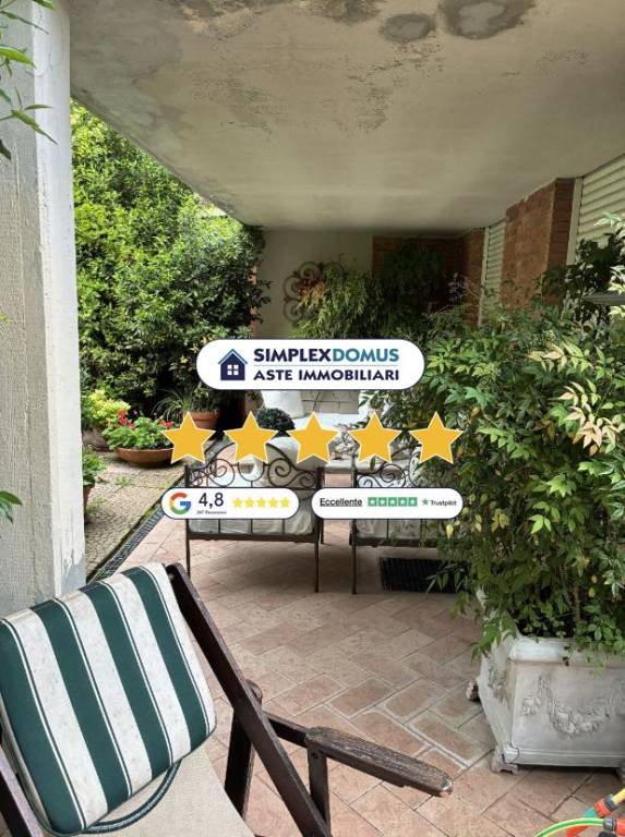 casa indipendente in vendita a Pontedera