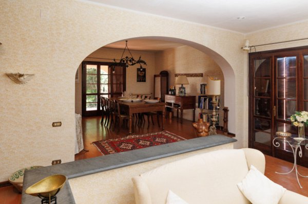 casa indipendente in vendita a Pontedera in zona Treggiaia