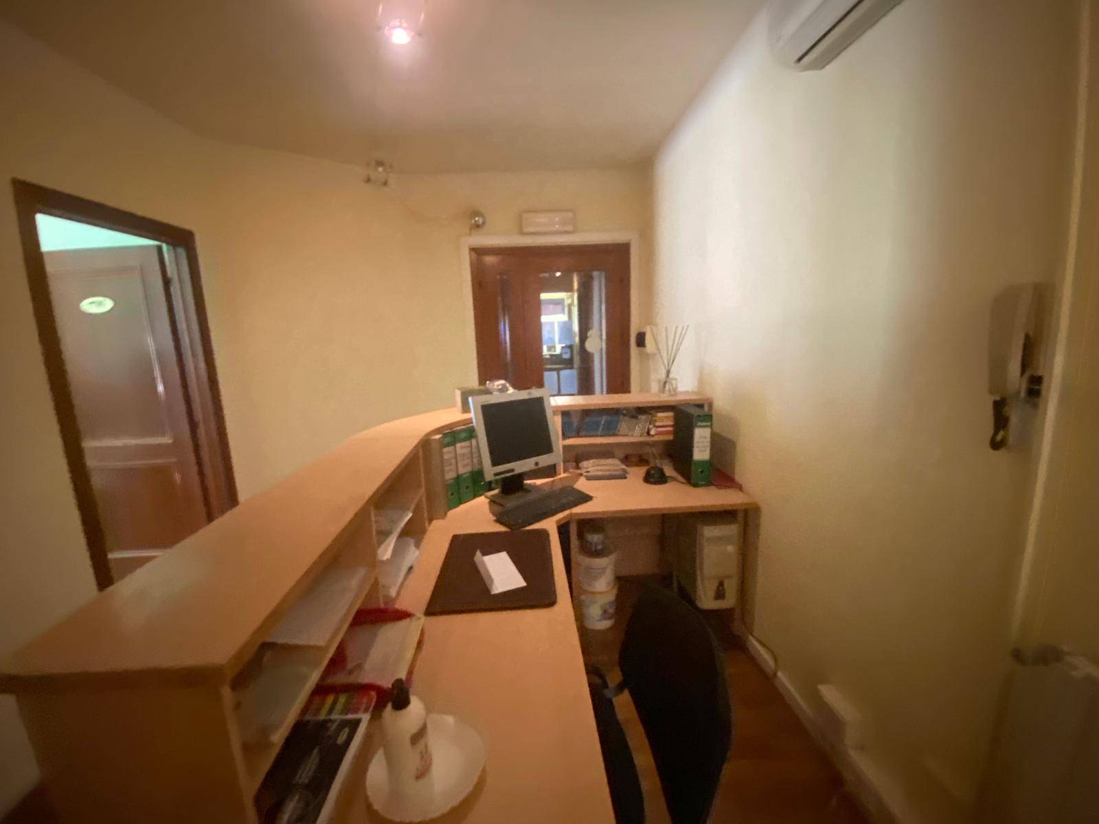 ufficio in vendita a Pontedera