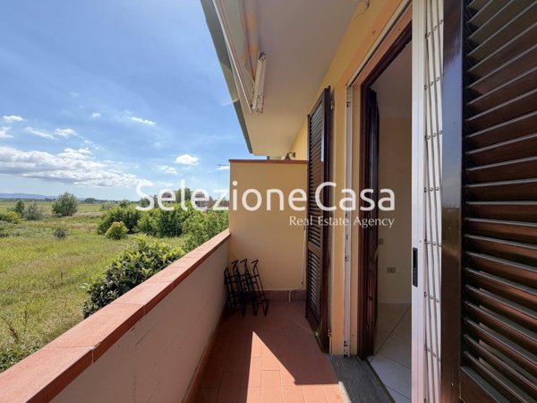 casa indipendente in vendita a Pontedera