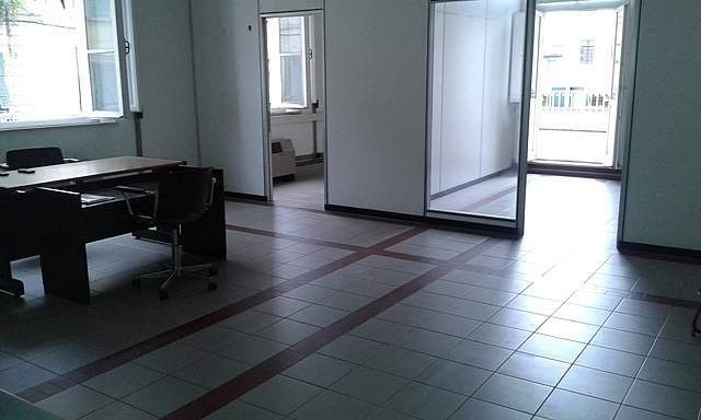 ufficio in vendita a Pontedera