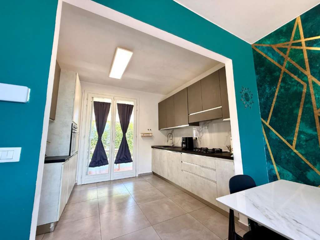 casa indipendente in vendita a Pontedera in zona Pardossi
