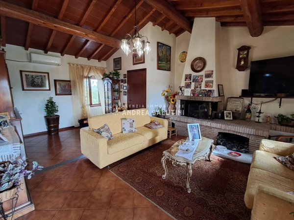 appartamento in vendita a Pontedera in zona La Rotta