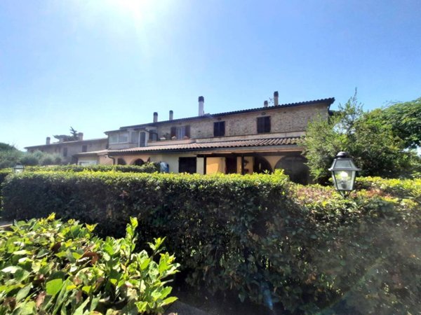 casa indipendente in vendita a Riparbella