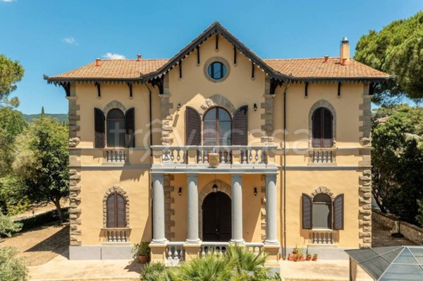 casa indipendente in vendita a Riparbella