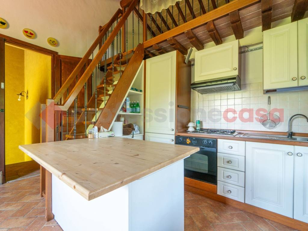 appartamento in vendita a Riparbella