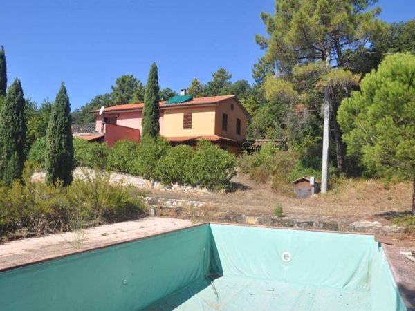casa indipendente in vendita a Riparbella