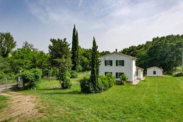 casa indipendente in vendita a Riparbella
