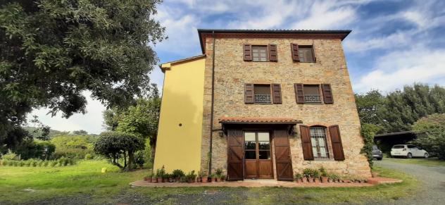 casa indipendente in vendita a Riparbella