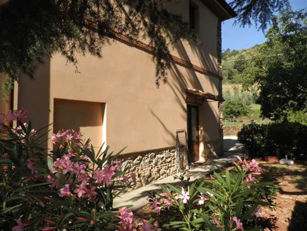 casa indipendente in vendita a Riparbella