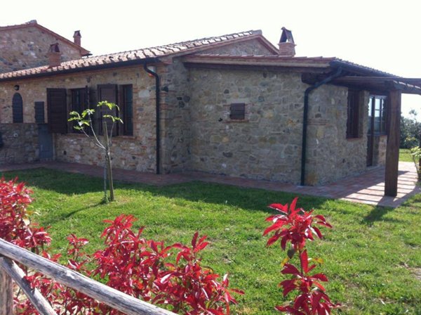 casa indipendente in vendita a Riparbella