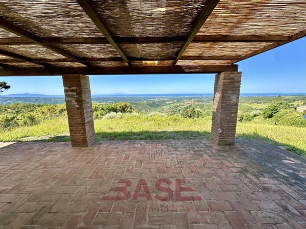 casa indipendente in vendita a Riparbella