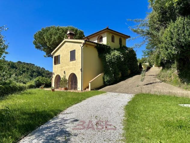 casa indipendente in vendita a Riparbella