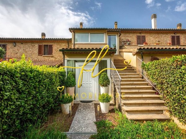 casa indipendente in vendita a Riparbella