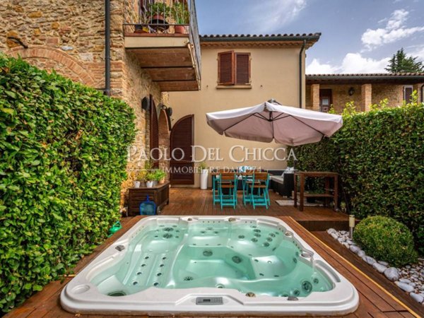 casa indipendente in vendita a Riparbella