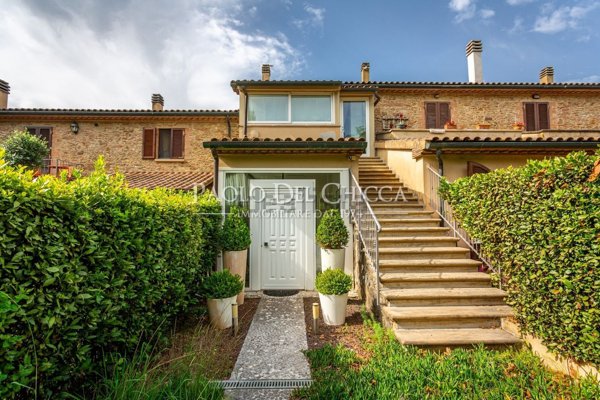 casa indipendente in vendita a Riparbella