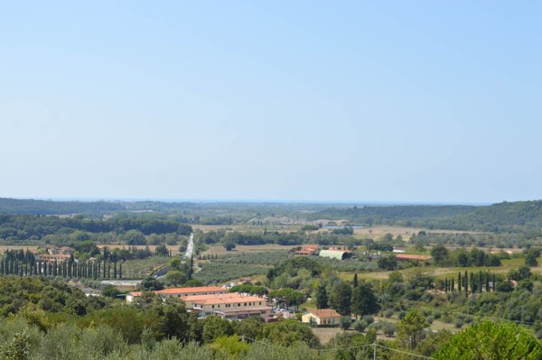 rudere in vendita a Riparbella