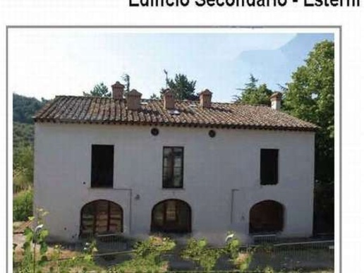 casa indipendente in vendita a Riparbella