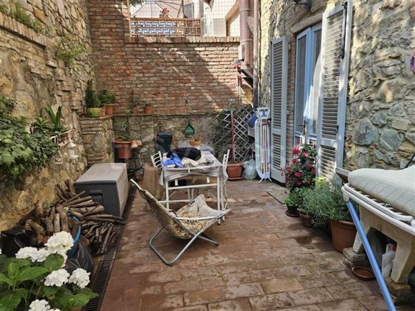 appartamento in vendita a Riparbella