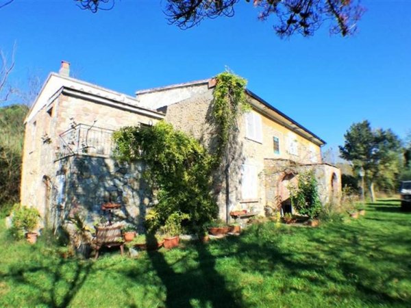 casa indipendente in vendita a Riparbella