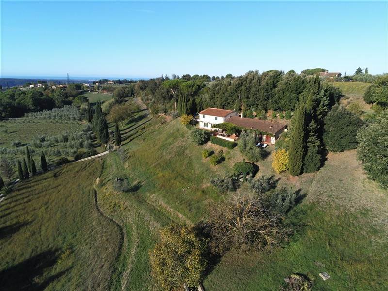 casa indipendente in vendita a Riparbella