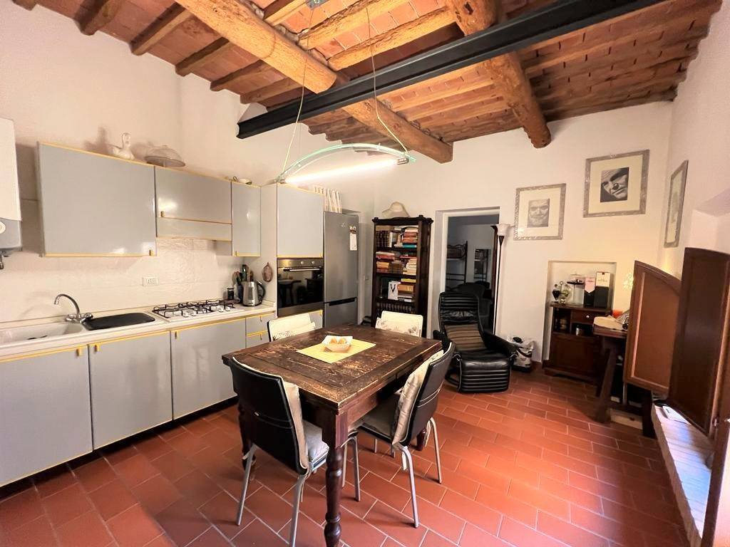 appartamento in vendita a Riparbella