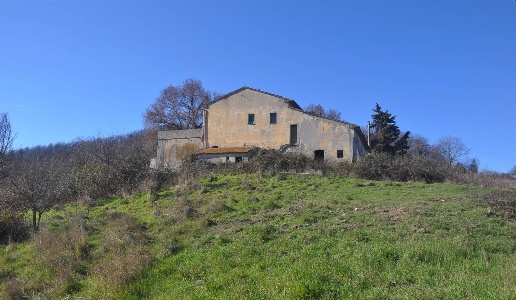 casale in vendita a Riparbella