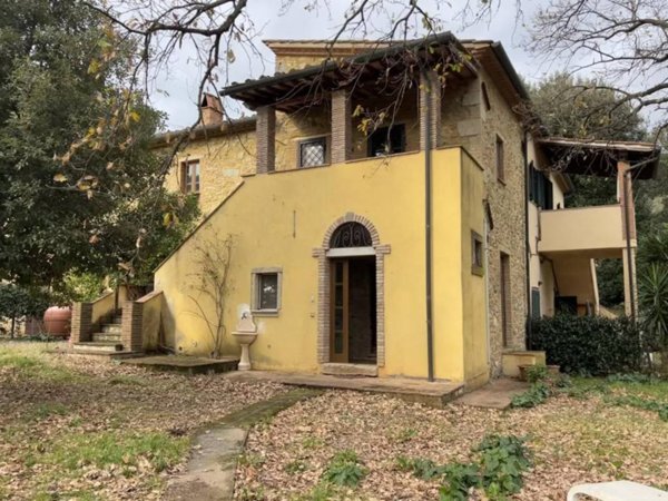 casa semindipendente in vendita a Riparbella