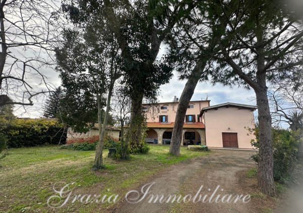 casale in vendita a Riparbella