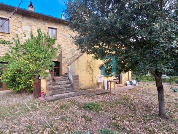 casa indipendente in vendita a Riparbella