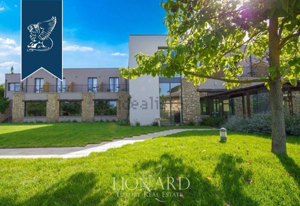 casa indipendente in vendita a Riparbella